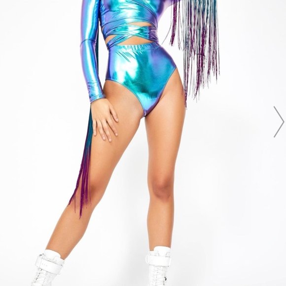 Euphoric Element Metallic Shorts - Picture 9 of 10